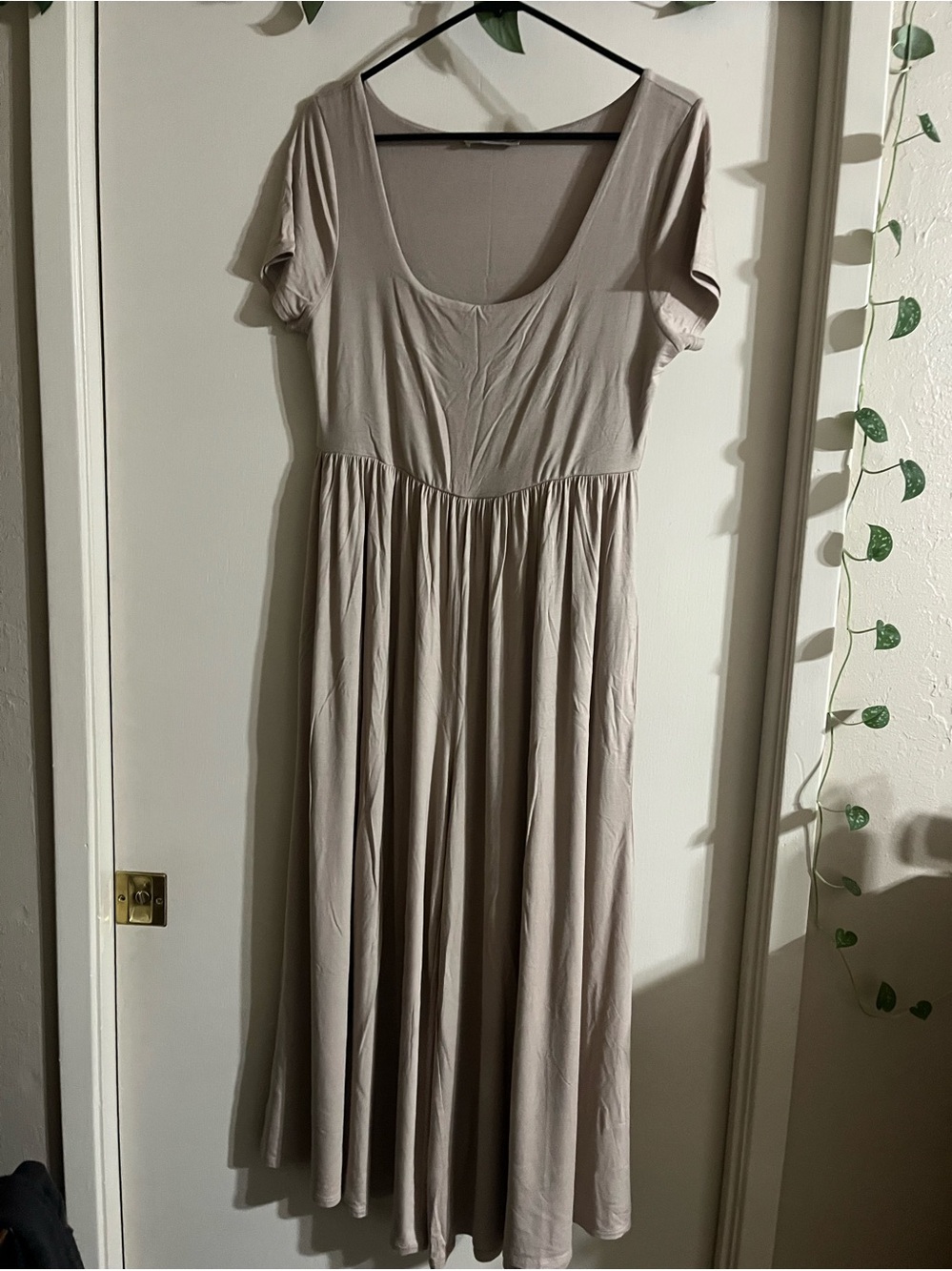 Zenana Outfitters Scoop Neck Jumpsuit in Taupe